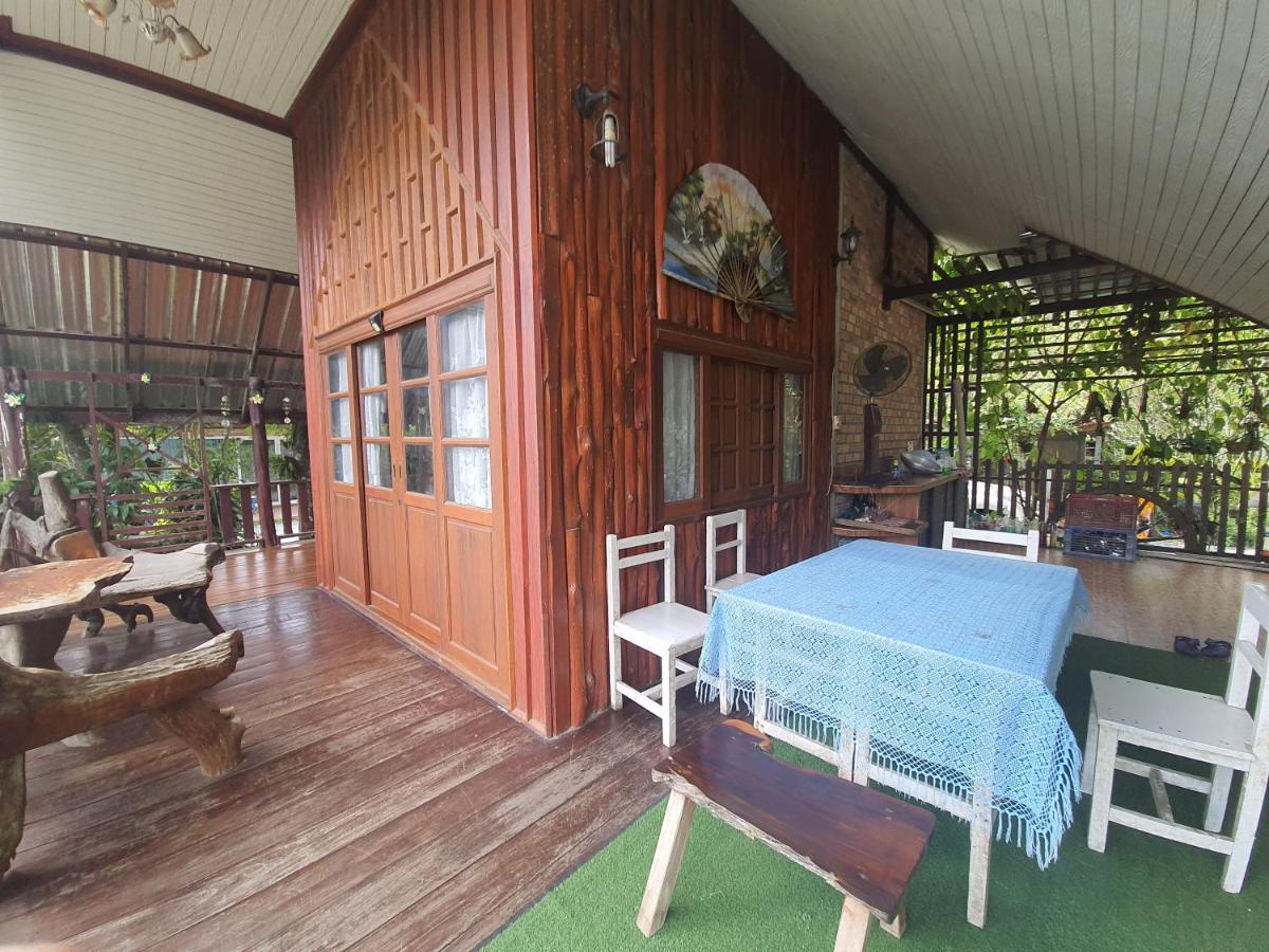 Baan Thabthong Homestay Ban Pak Nam  Экстерьер фото