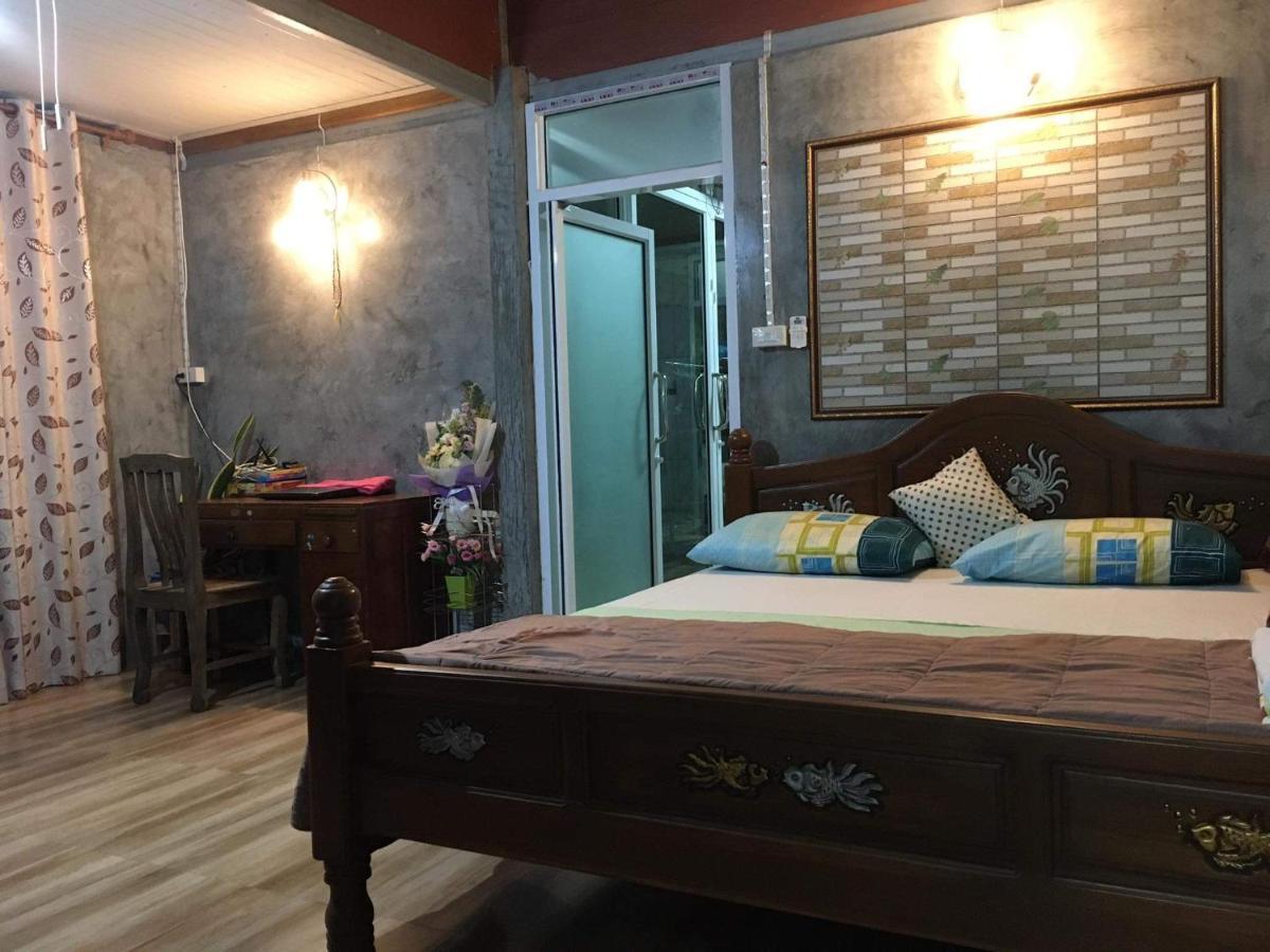 Baan Thabthong Homestay Ban Pak Nam  Экстерьер фото