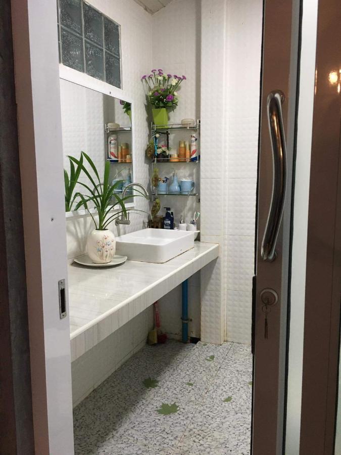 Baan Thabthong Homestay Ban Pak Nam  Экстерьер фото