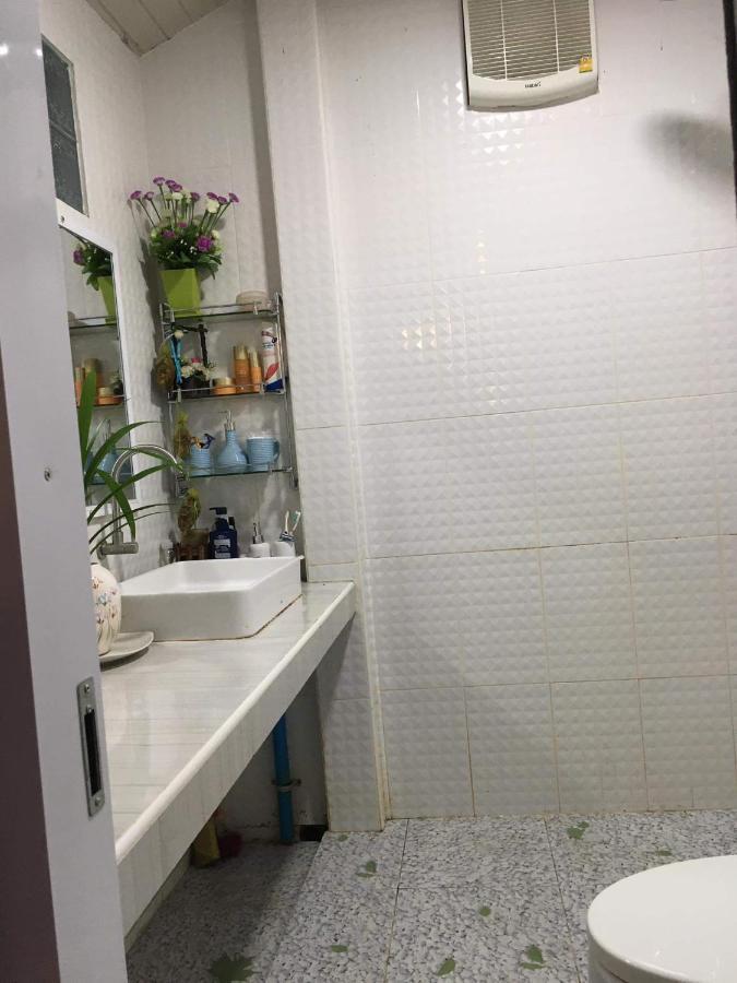 Baan Thabthong Homestay Ban Pak Nam  Экстерьер фото