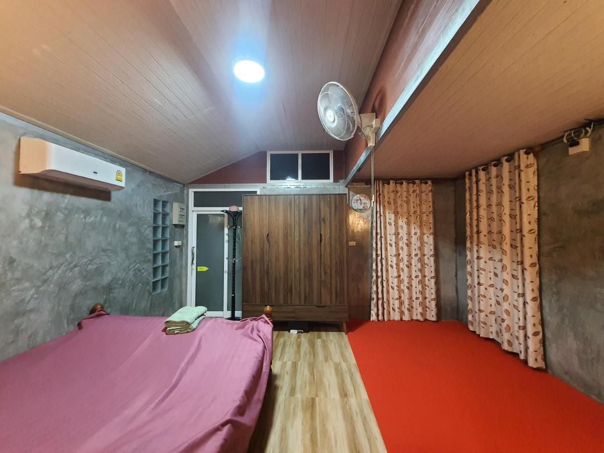 Baan Thabthong Homestay Ban Pak Nam  Экстерьер фото
